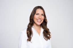 Dr. med. Adriana Peric