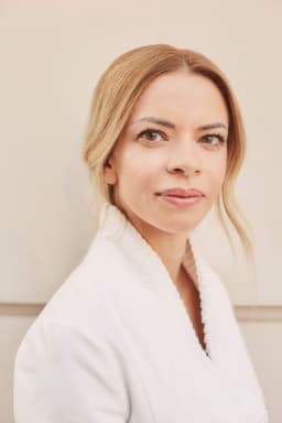 Dr Melina Stasinou