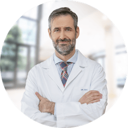 Dr. César Díaz