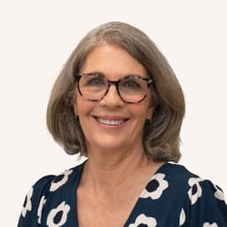 Dr Janelle McDonald
