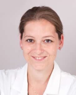 Dr. Violetta Tikhomirova