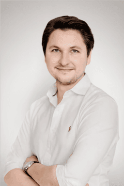 Lek. Maciej Byrczak