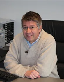 Dr Peter Platteau