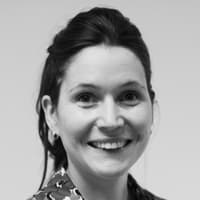 Dr Manon Libarle